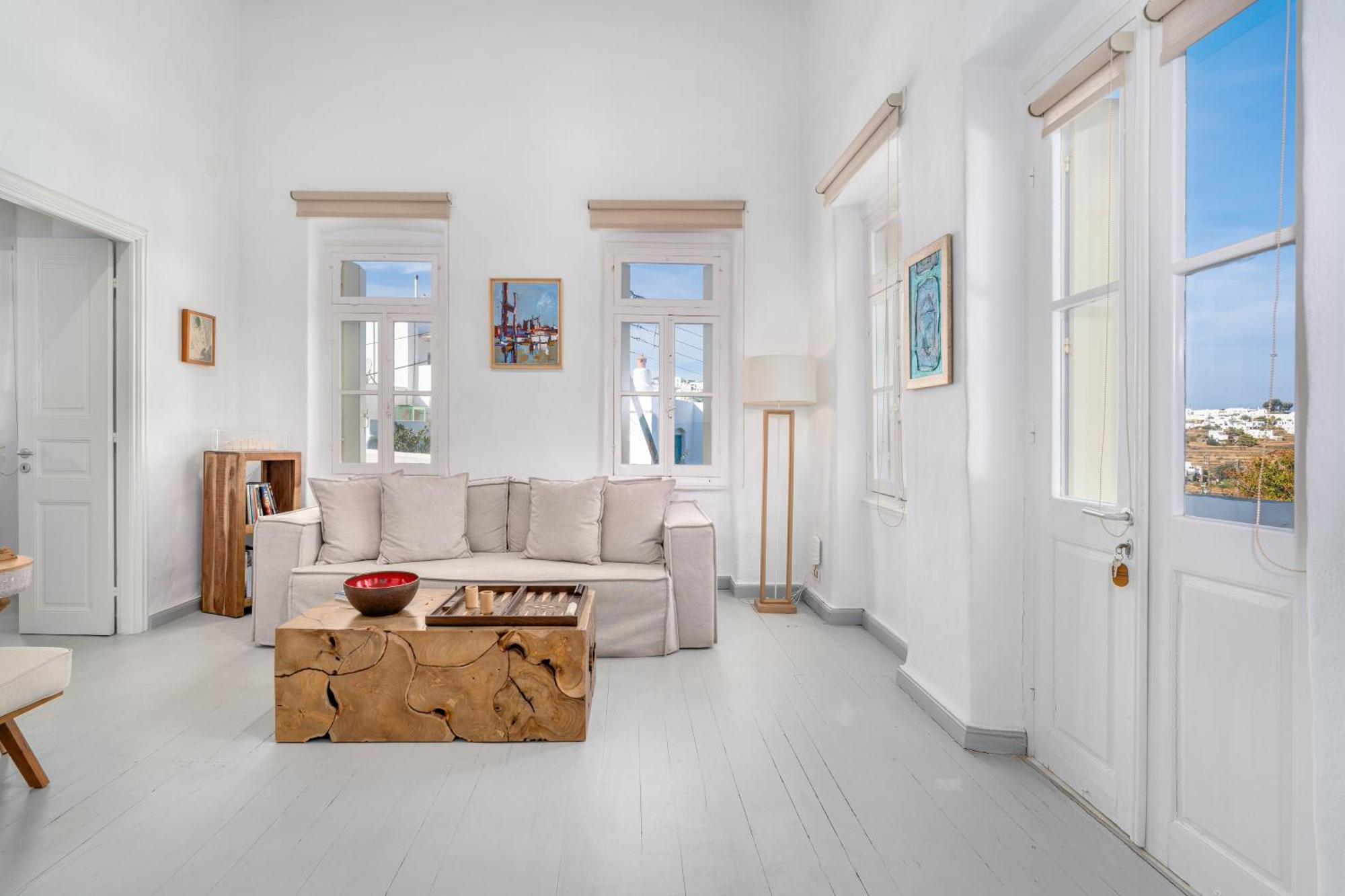 Rabagas Suites - In The Heart Of Sifnos アポロニア エクステリア 写真